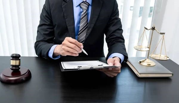 Phán quyết trọng tài thương mại là gì? Hiệu lực của phán quyết trọng tài thương mại